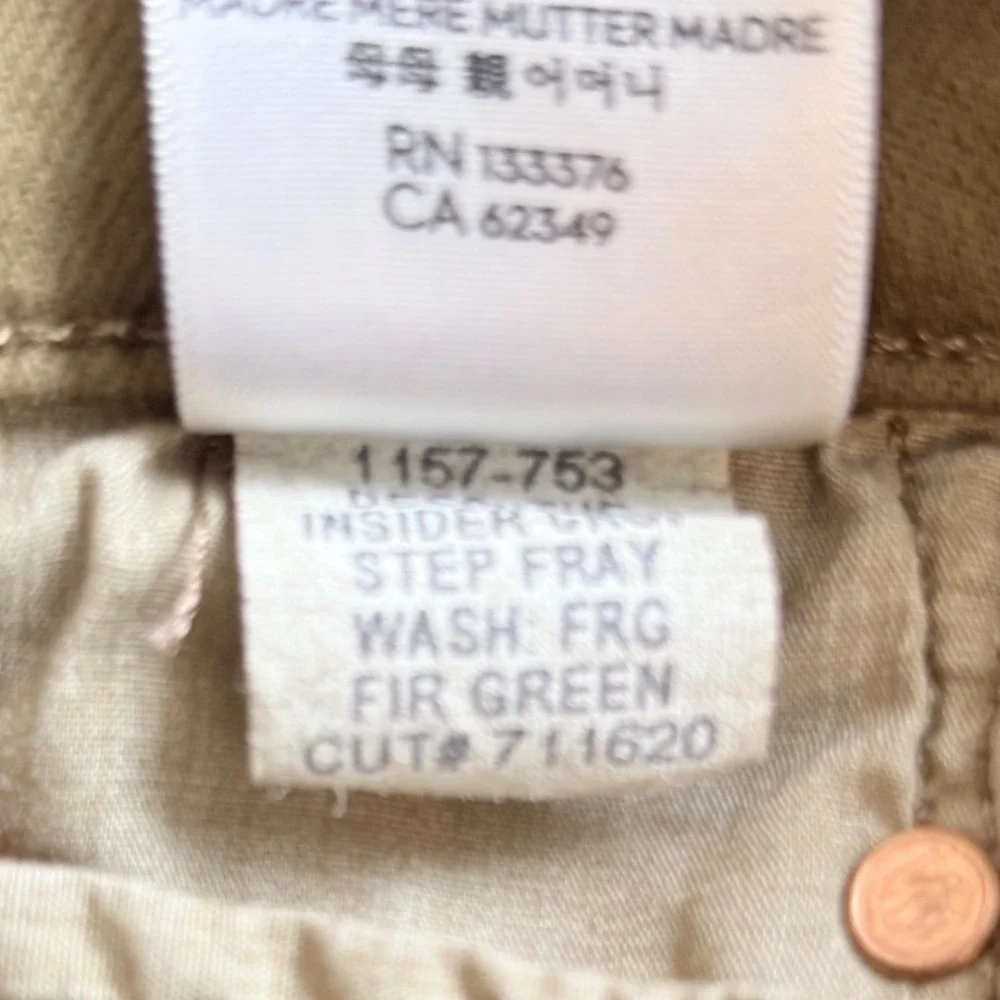 MOTHER The Insider Crop‎ Step Fray Jeans Fir Green 1157-753 Olive Size 26